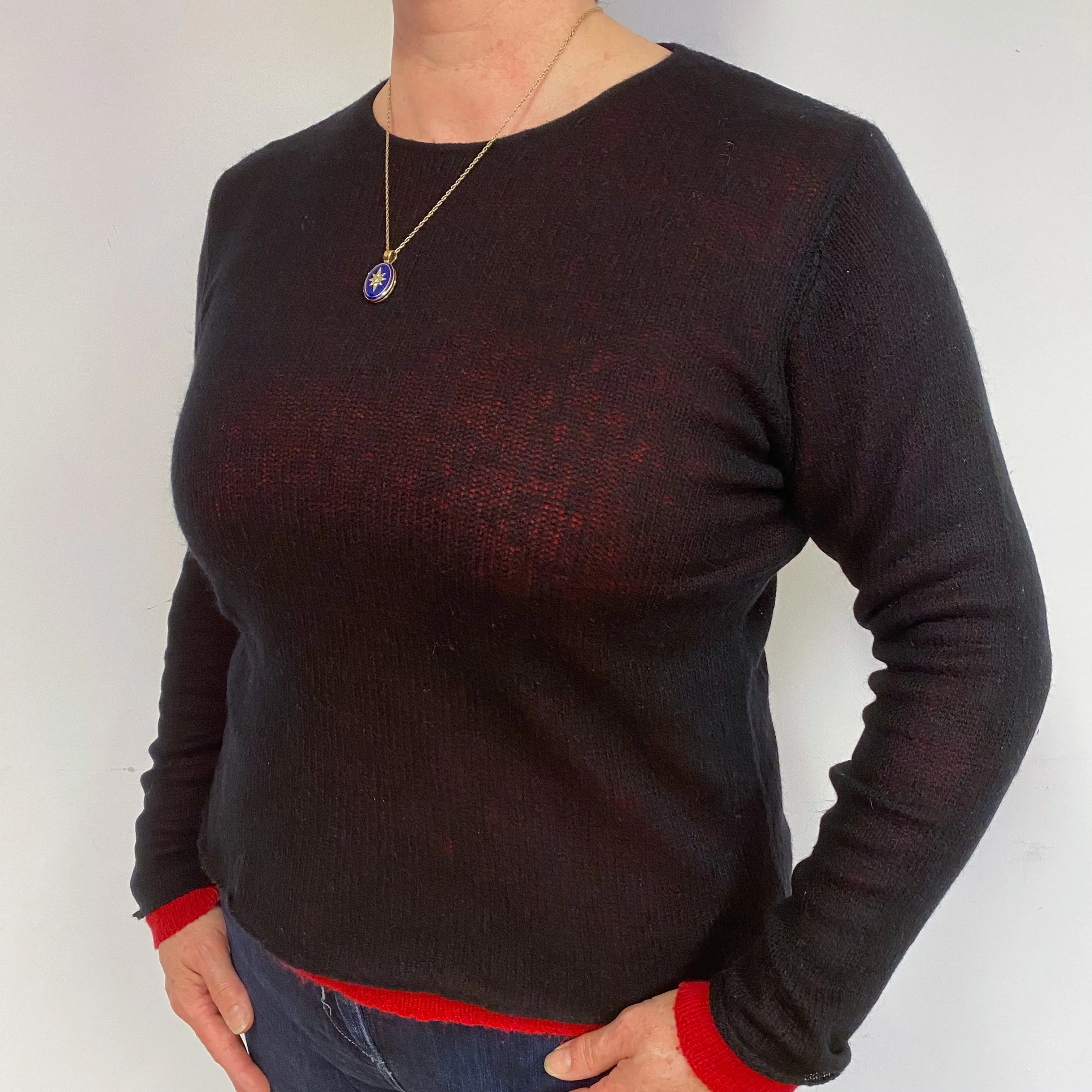 Black and Red Cashmere Crew Neck Jumper Large