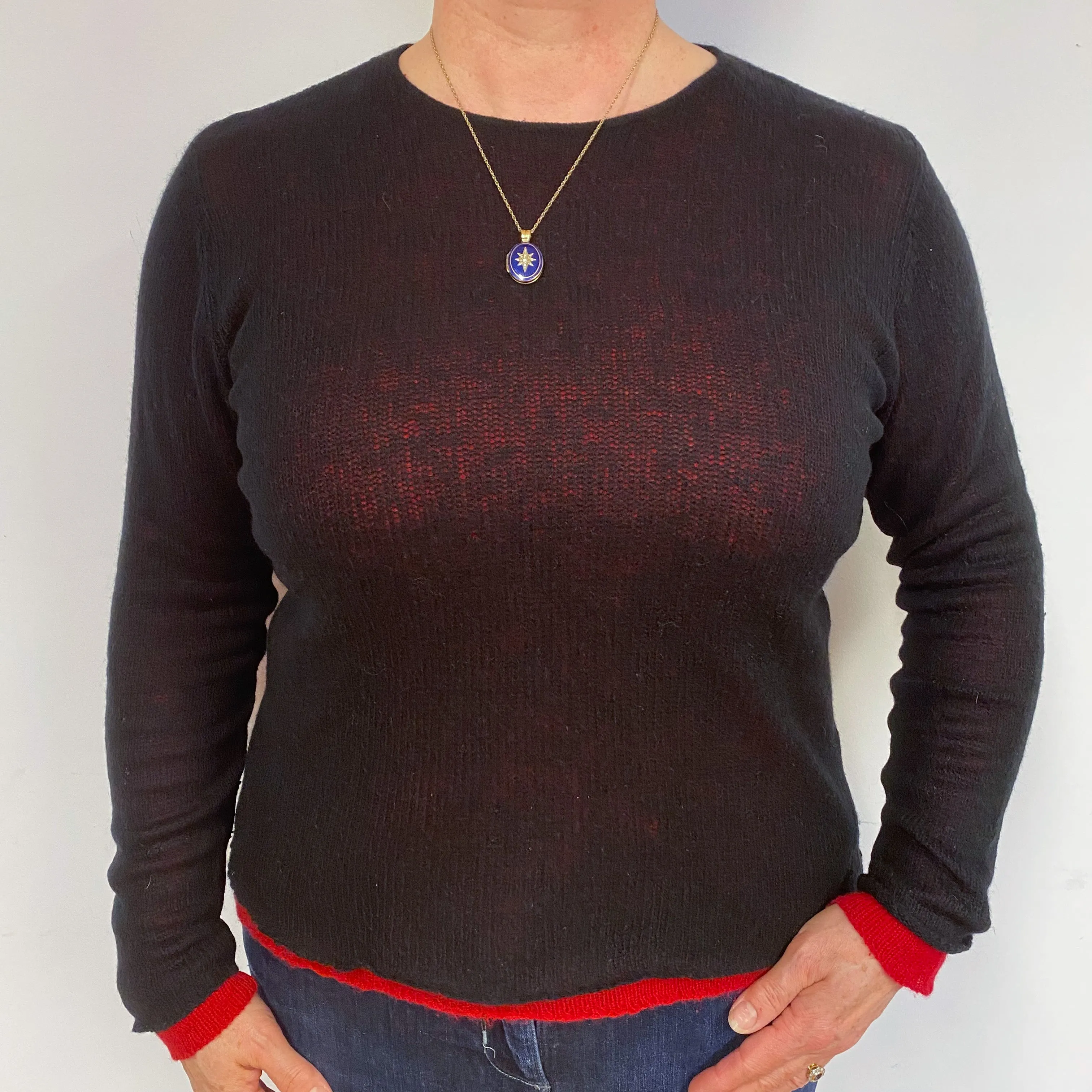 Black and Red Cashmere Crew Neck Jumper Large