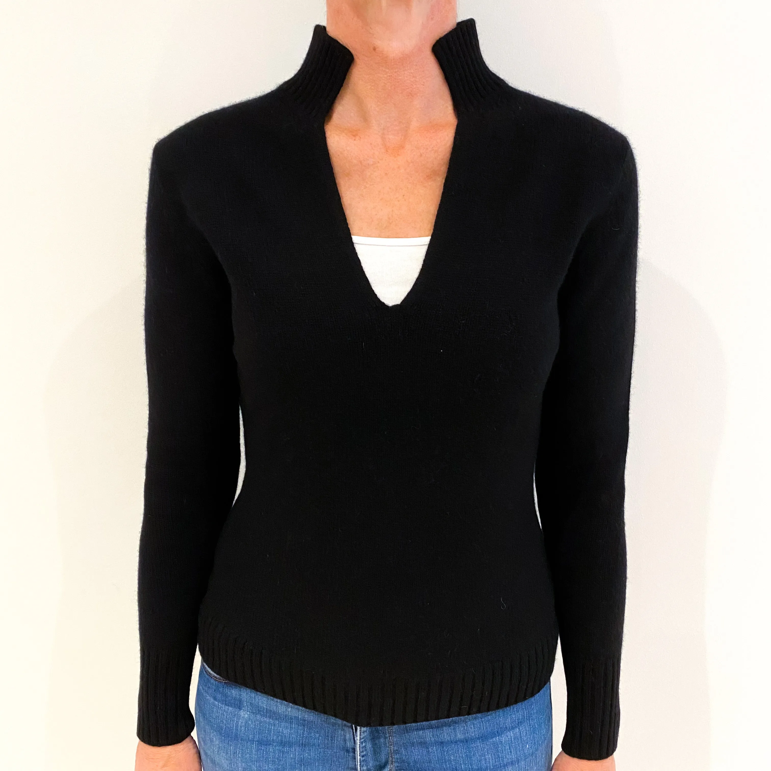 Black Heavy Knit Cashmere Collared V-Neck Jumper Small