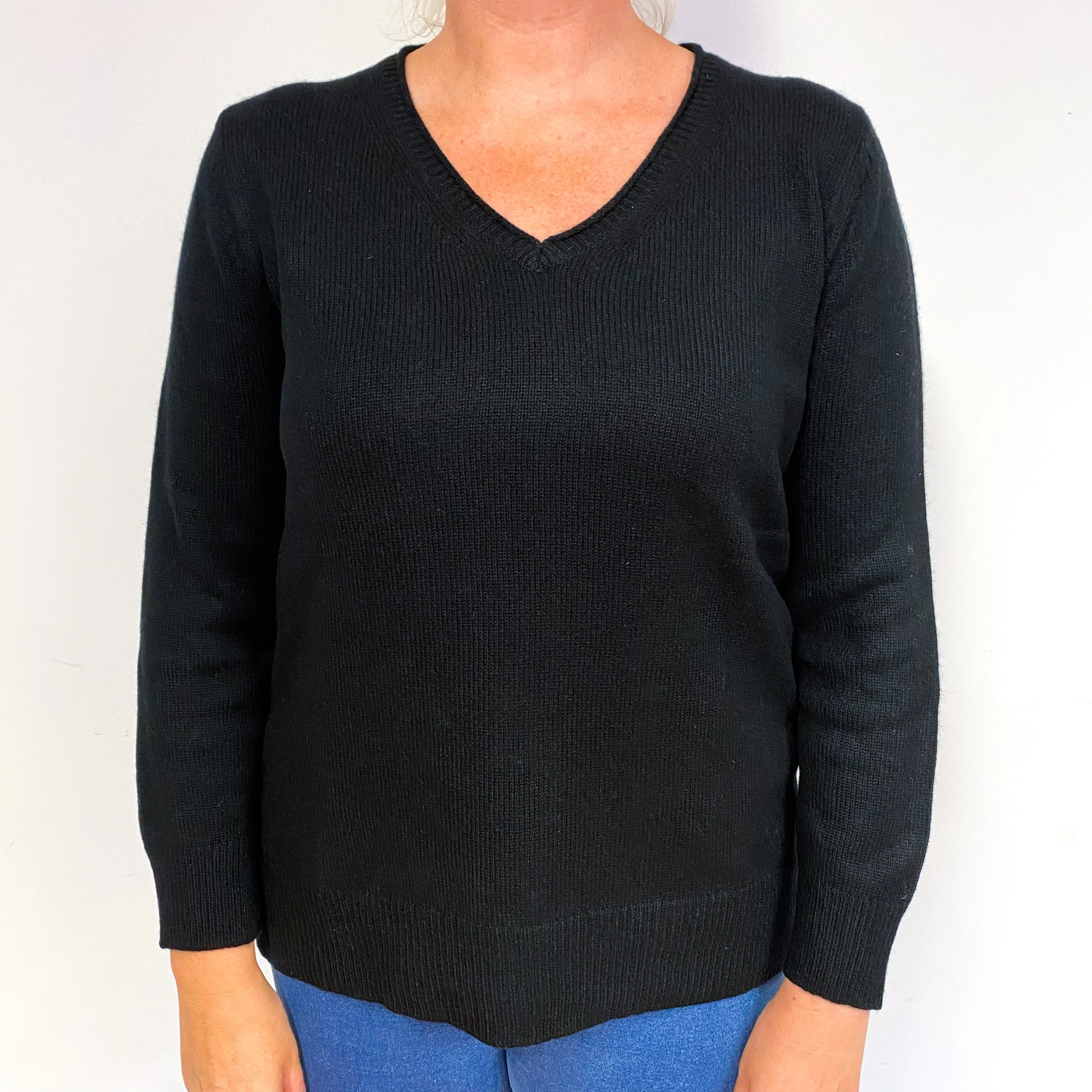 Black Heavy Knit Cashmere V-Neck Jumper Large