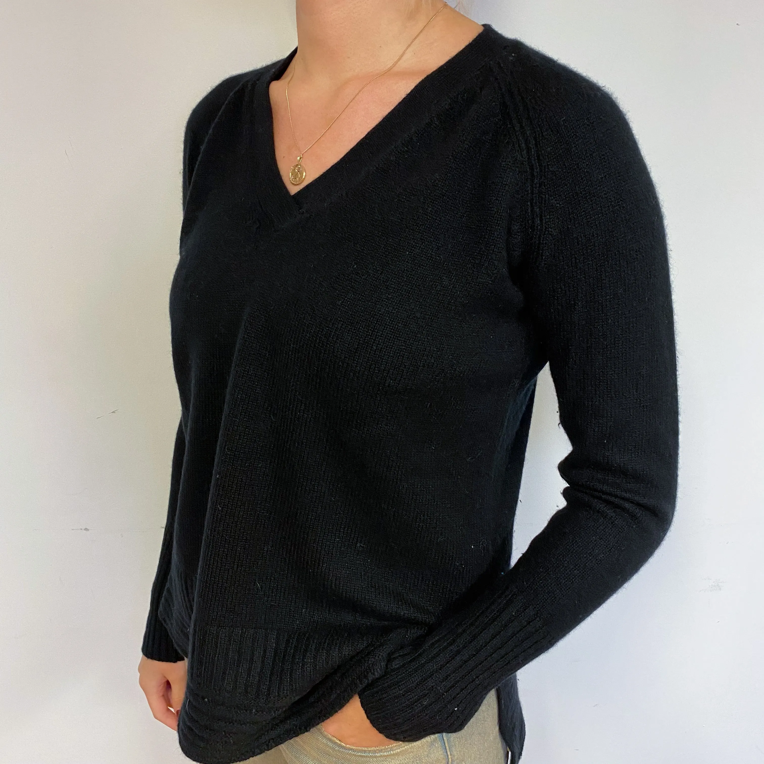 Black Slouchy Cashmere V-Neck Jumper Small