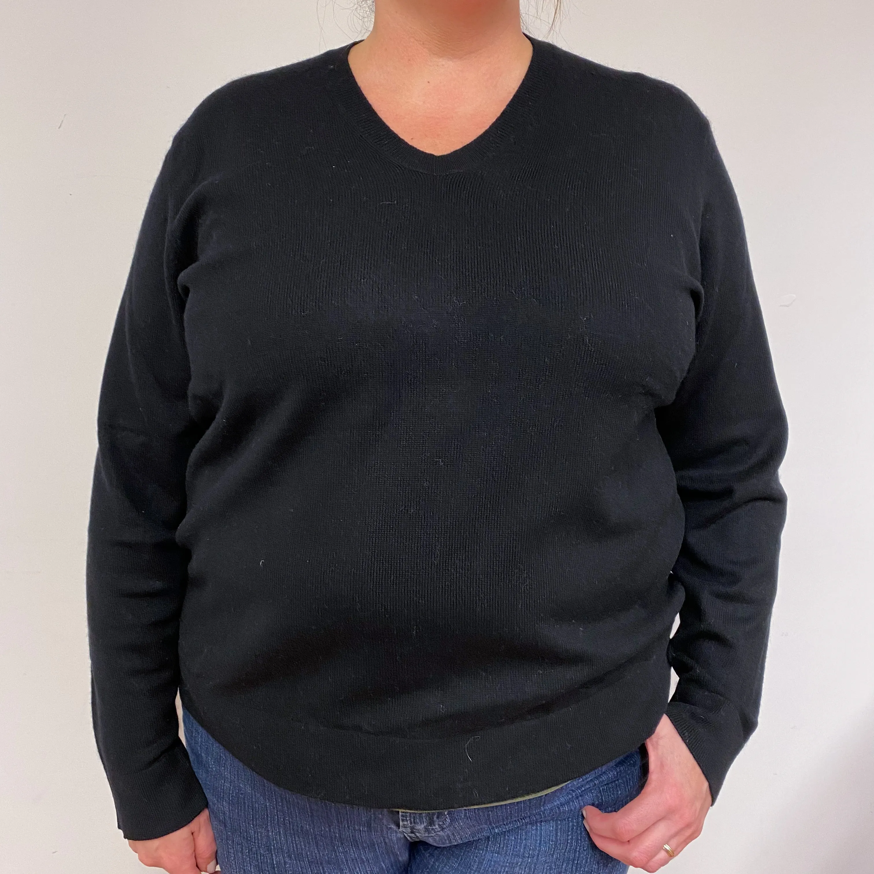 Classic Black V Neck Jumper XXL