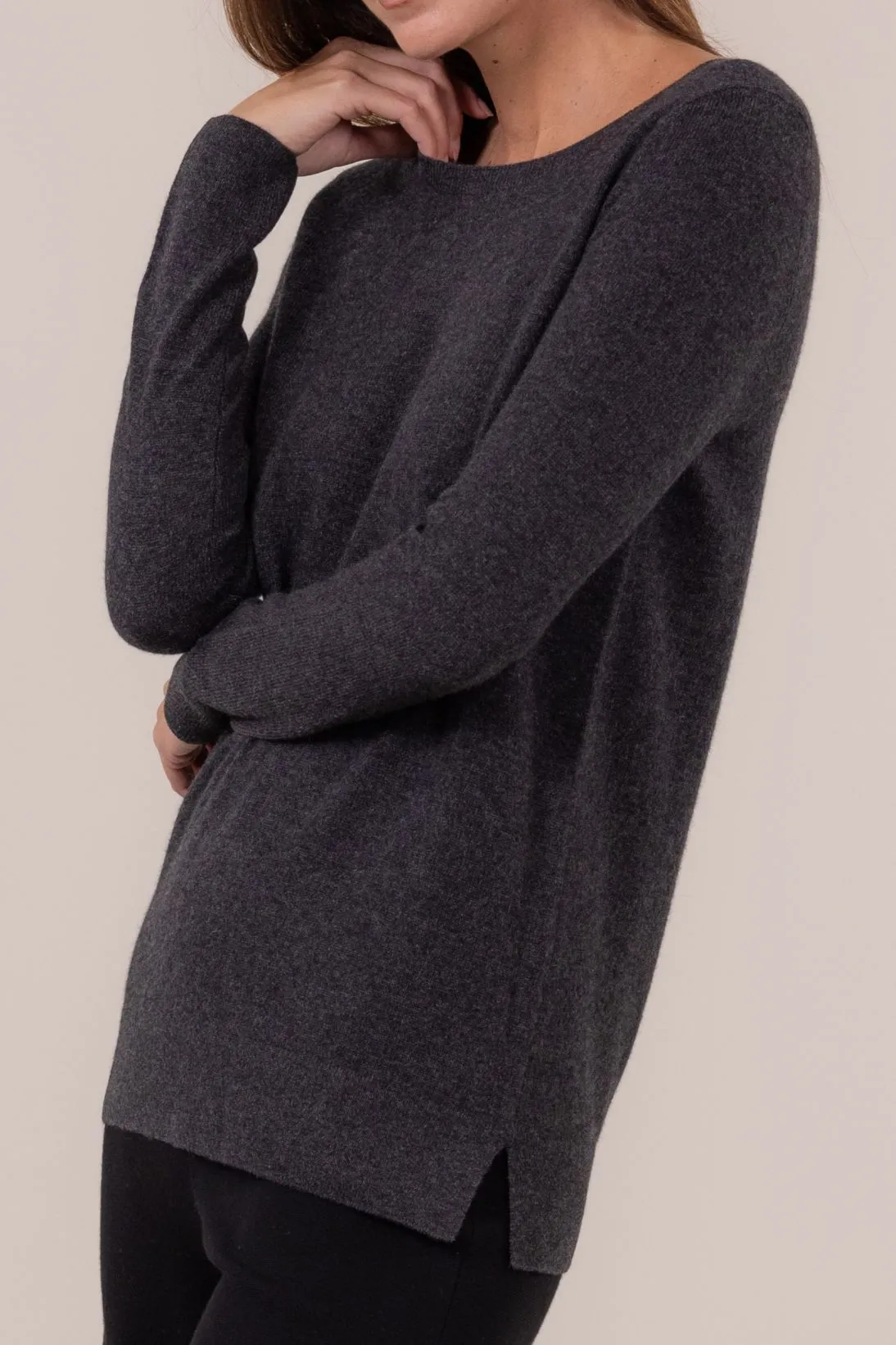 CLASSIC CASHMERE CREWNECK