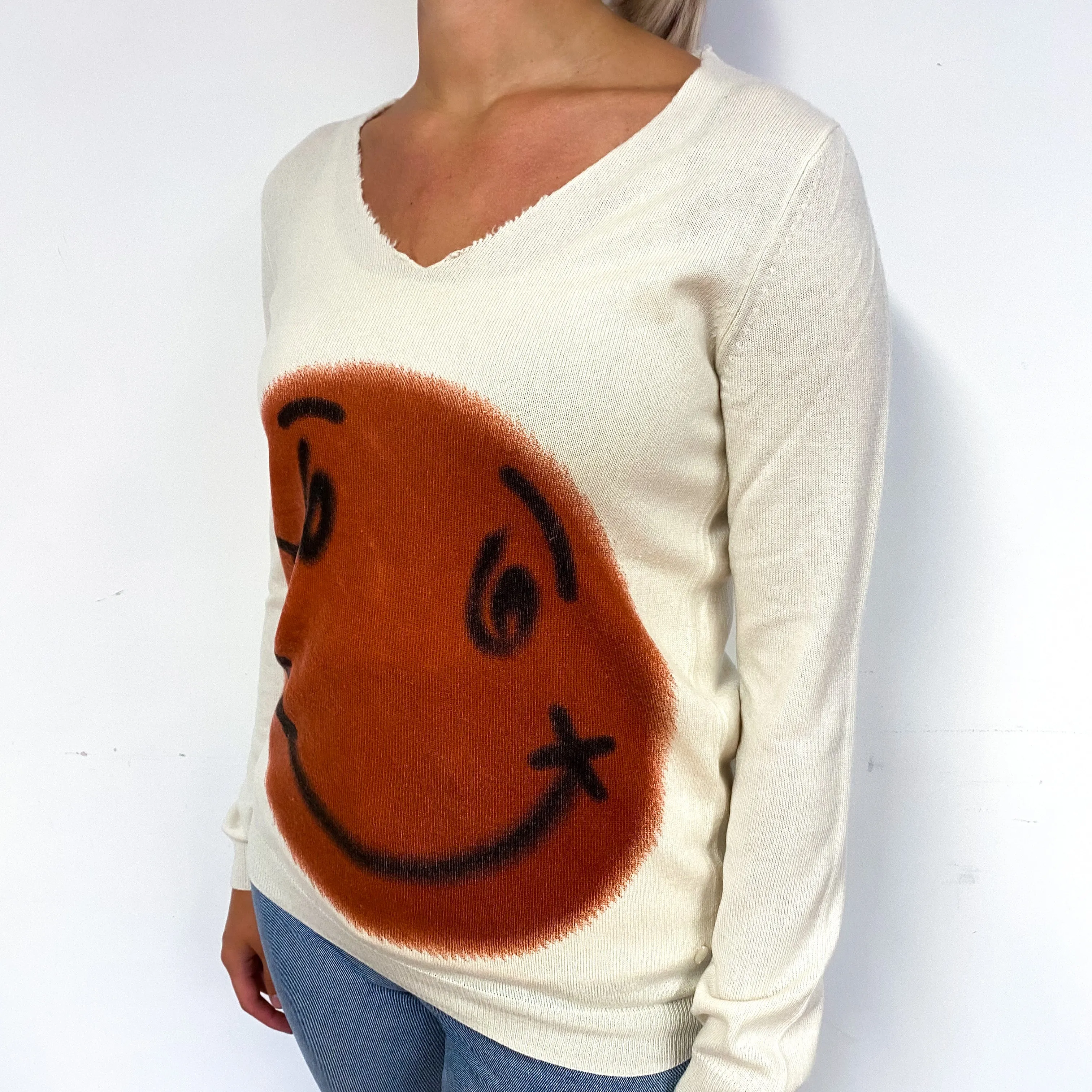 Cream Cashmere V-Neck Jumper with Motif Small