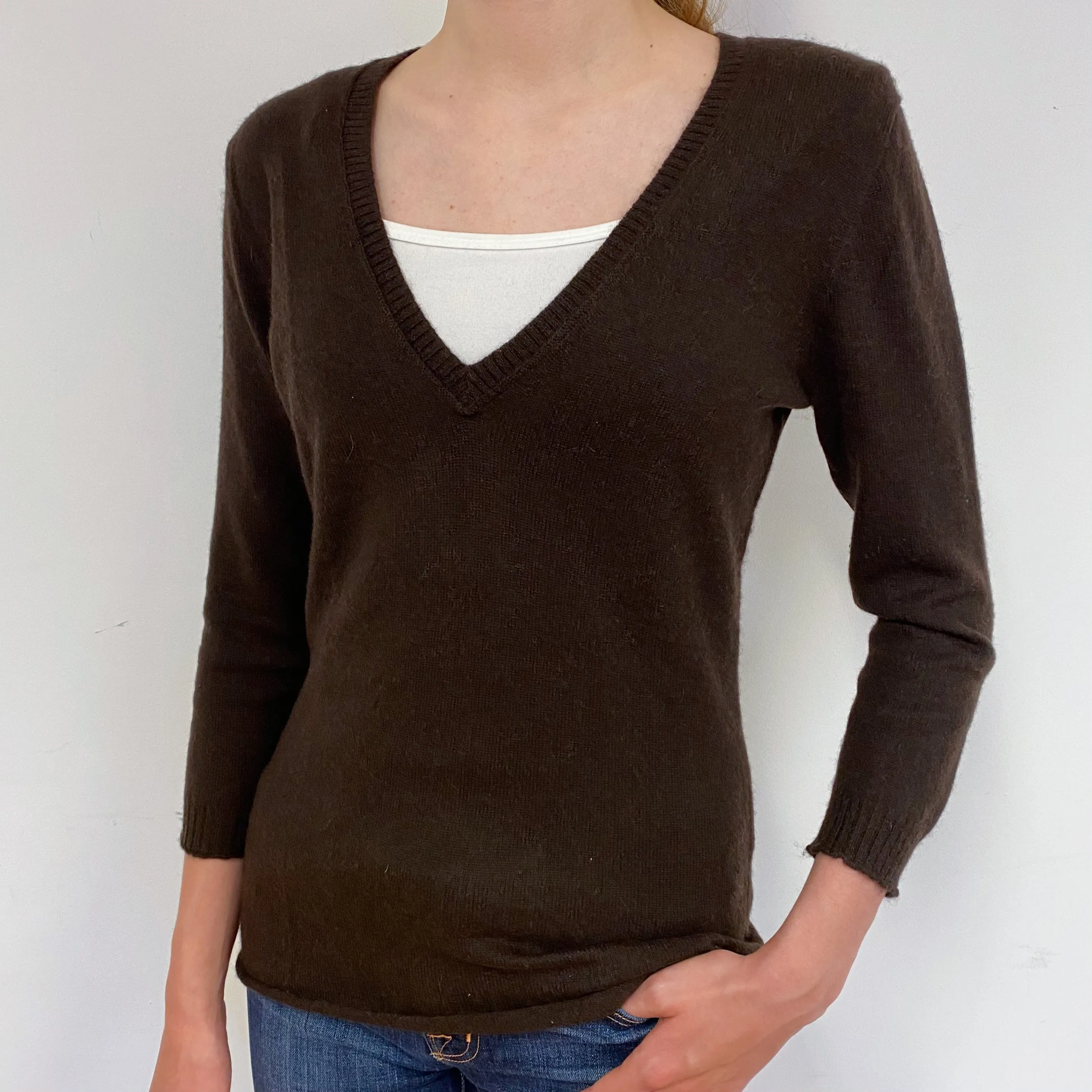 Dark Chocolate Brown Cashmere V-Neck Jumper