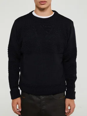 Fisherman II Crewneck Sweater in Navy
