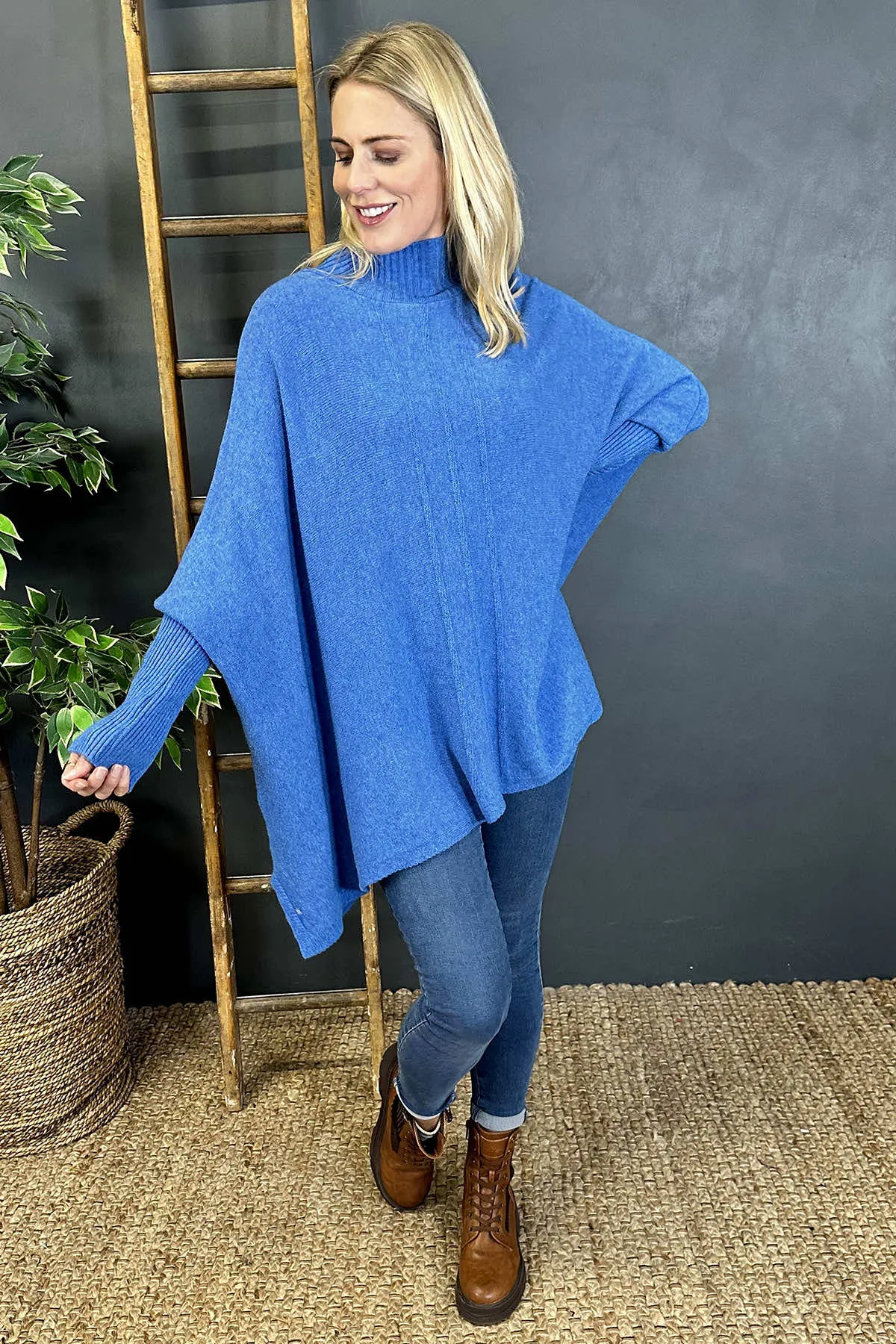Jinnie Oversized Knitted Jumper Blue