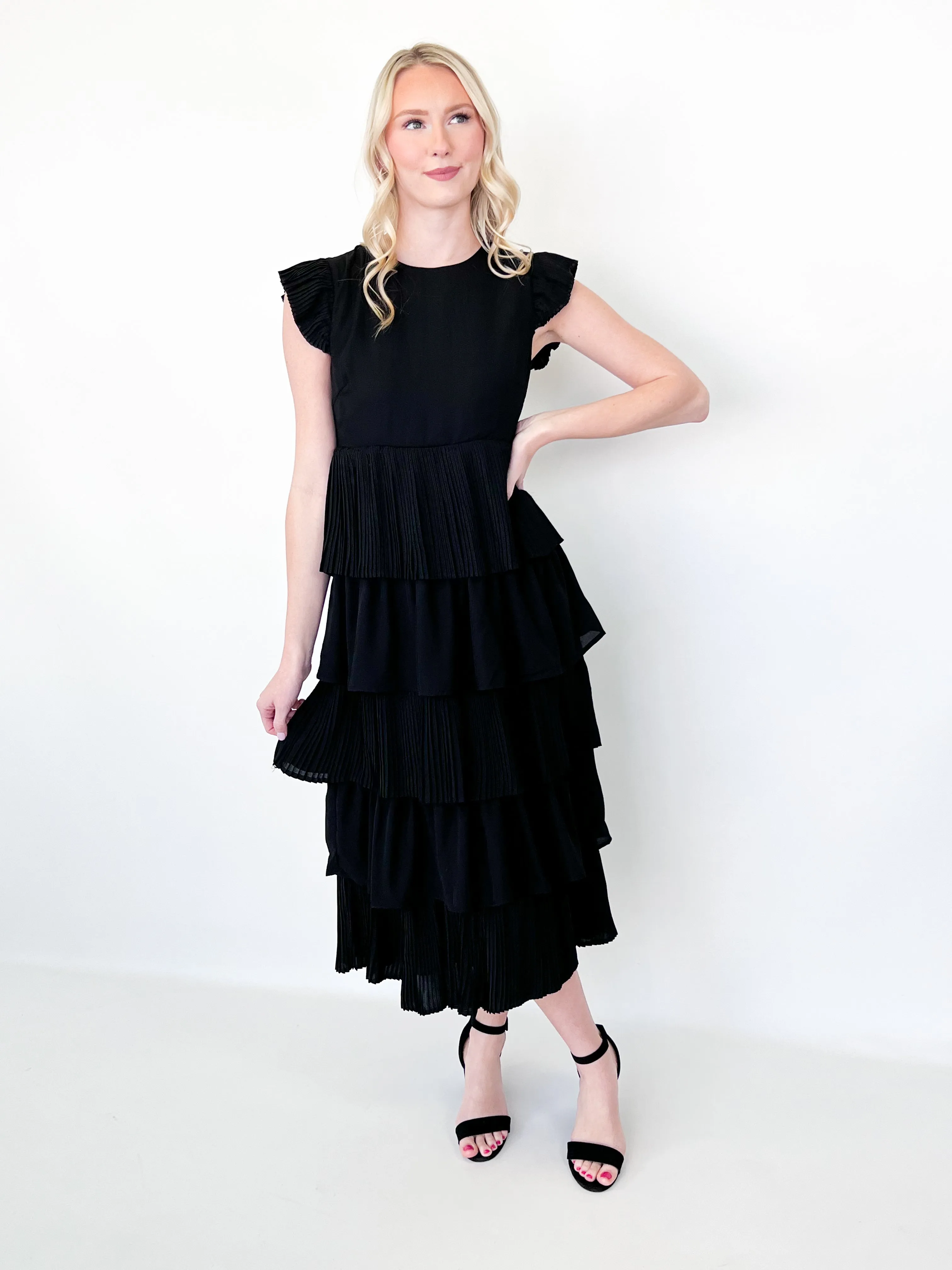 Linda - Black Pleated Midi Dress