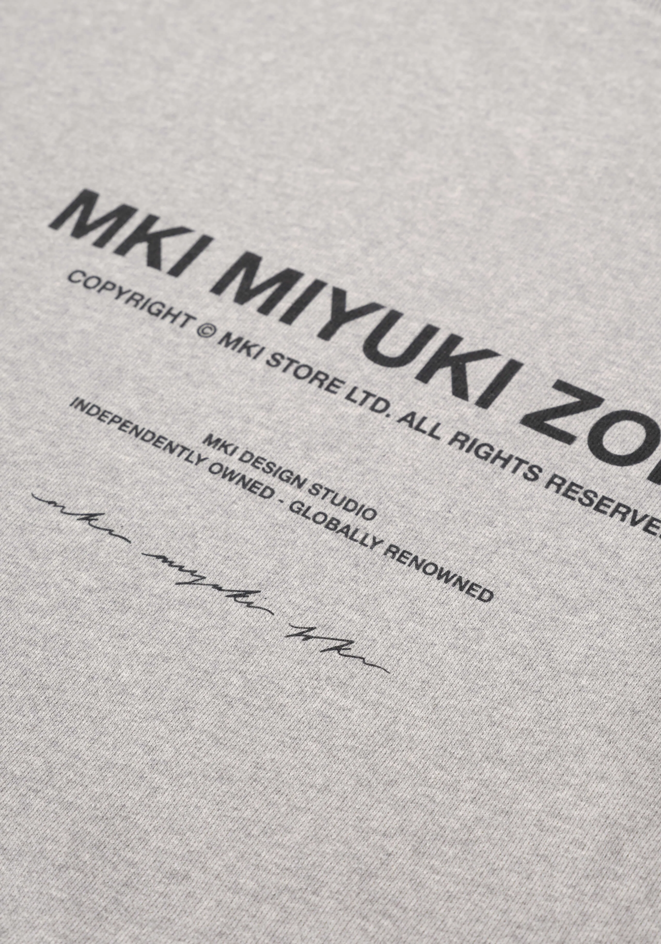 MKI DESIGN STUDIO CREWNECK