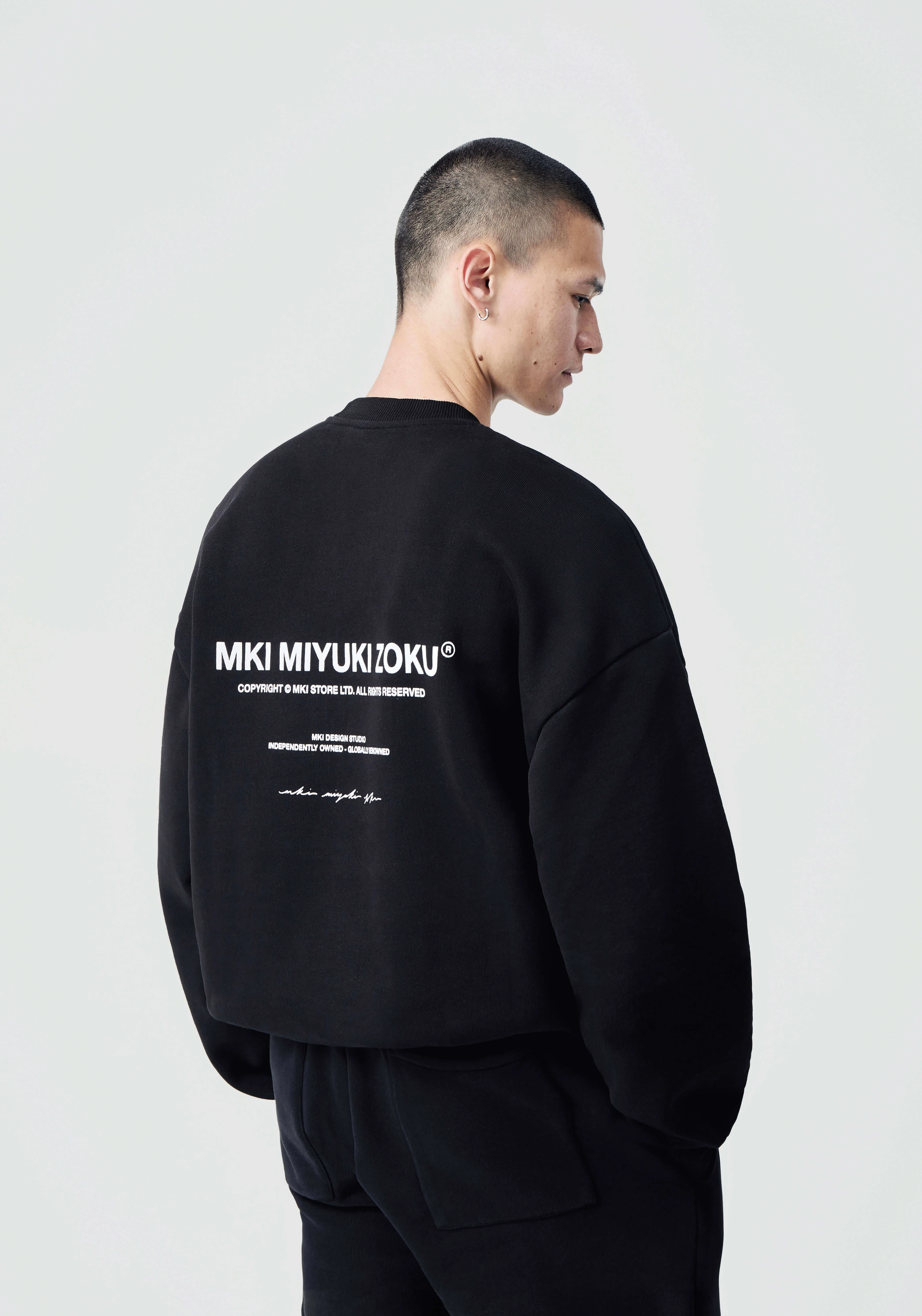 MKI DESIGN STUDIO CREWNECK