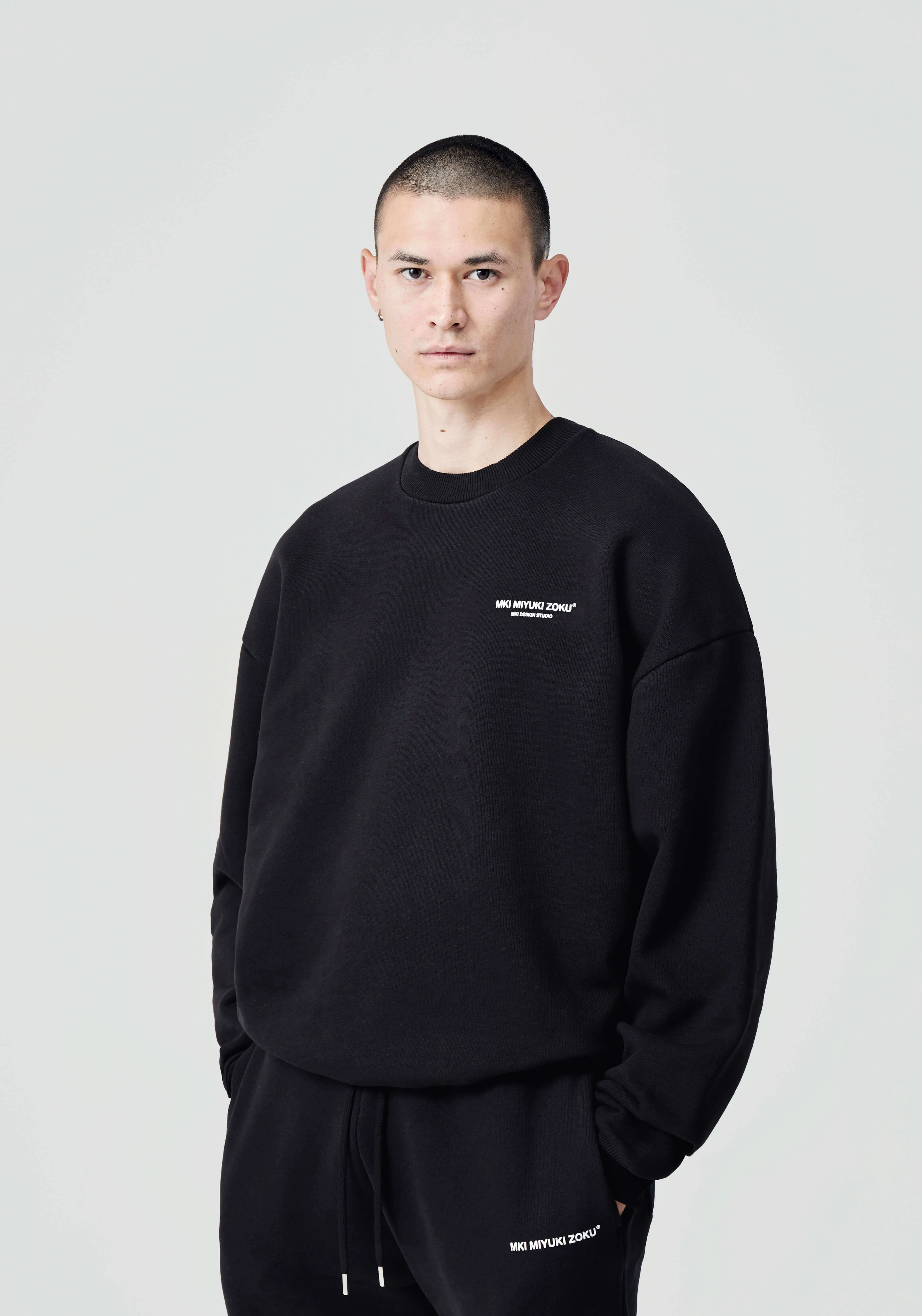 MKI DESIGN STUDIO CREWNECK