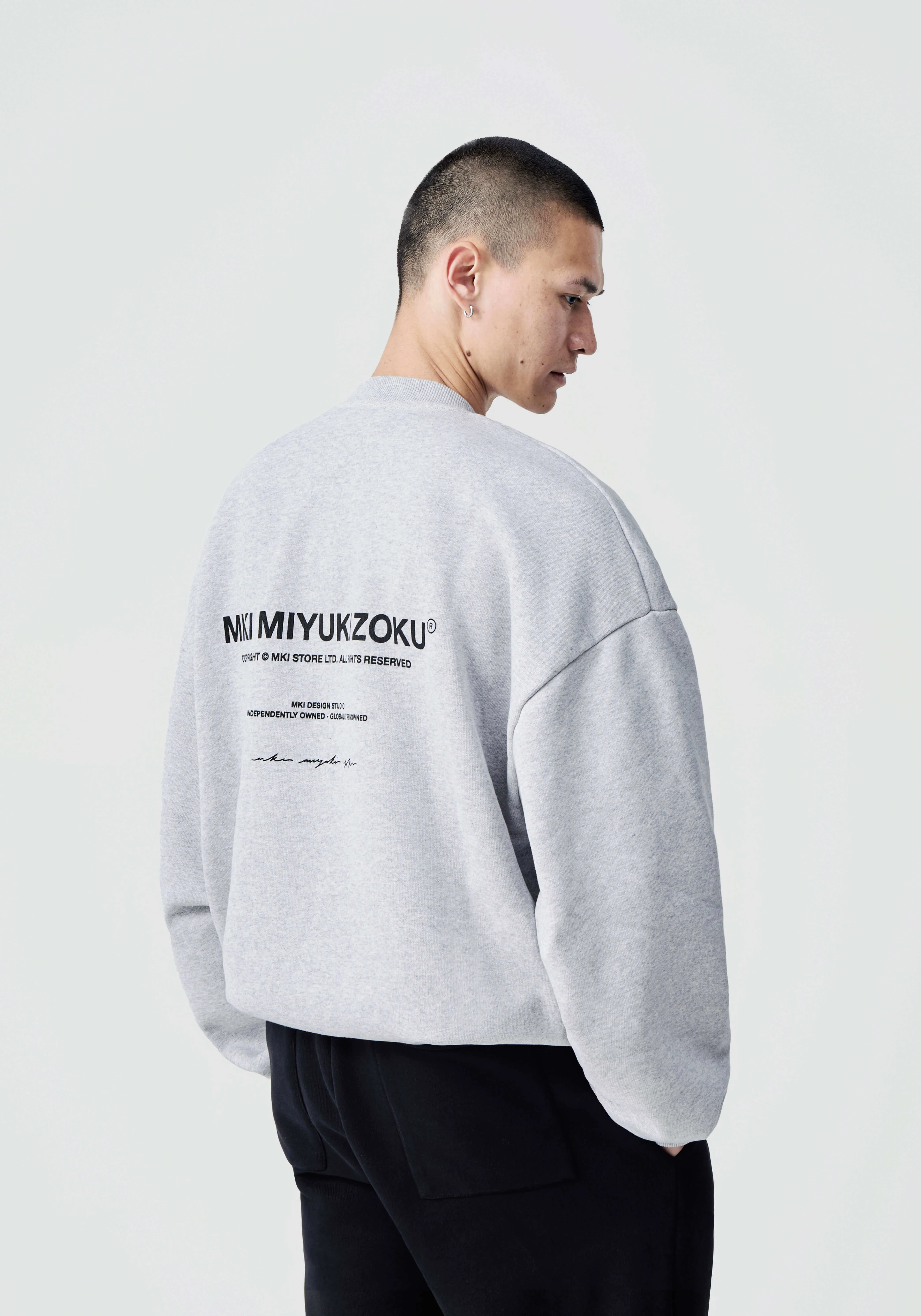 MKI DESIGN STUDIO CREWNECK