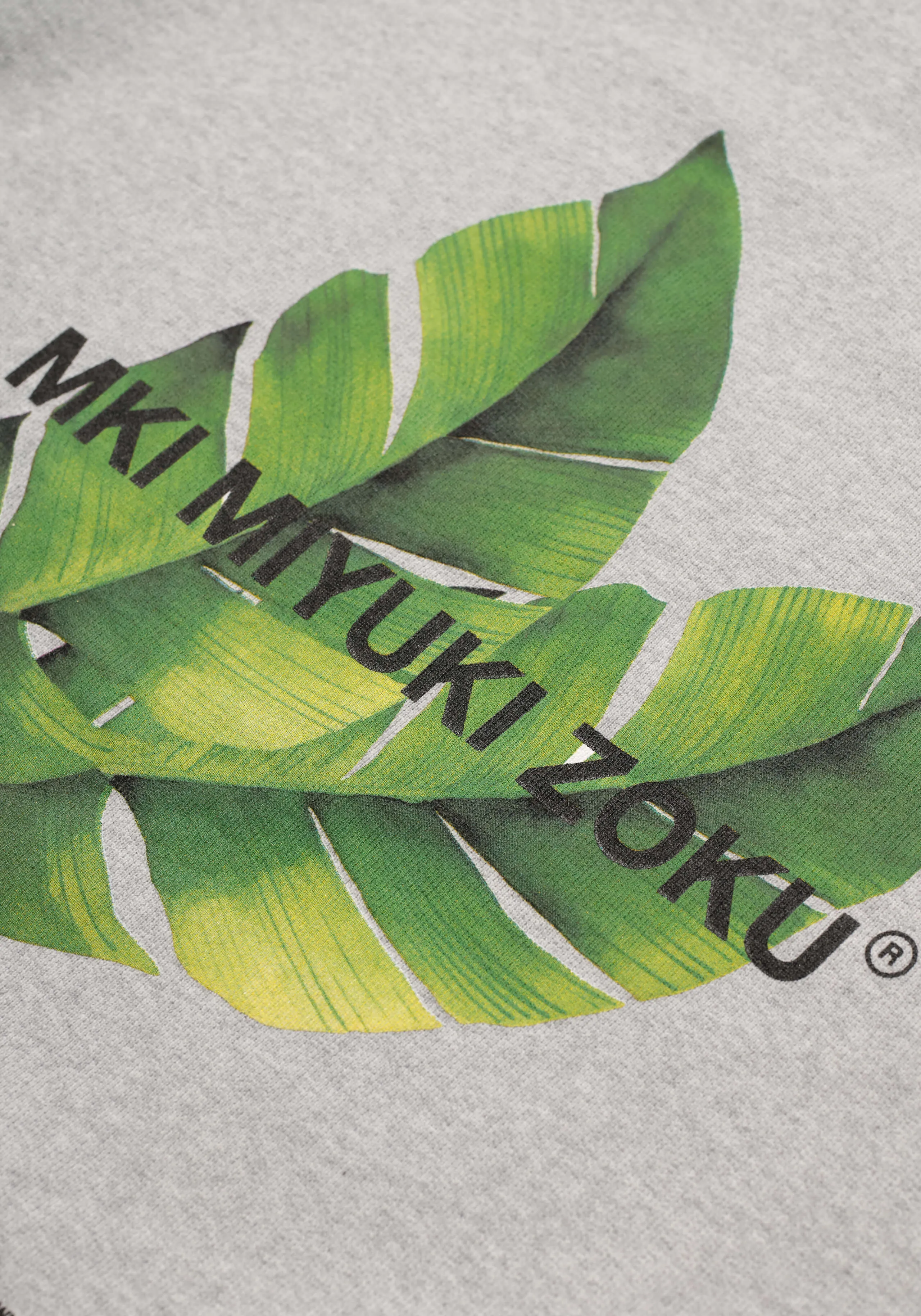 MKI LEAF CREWNECK