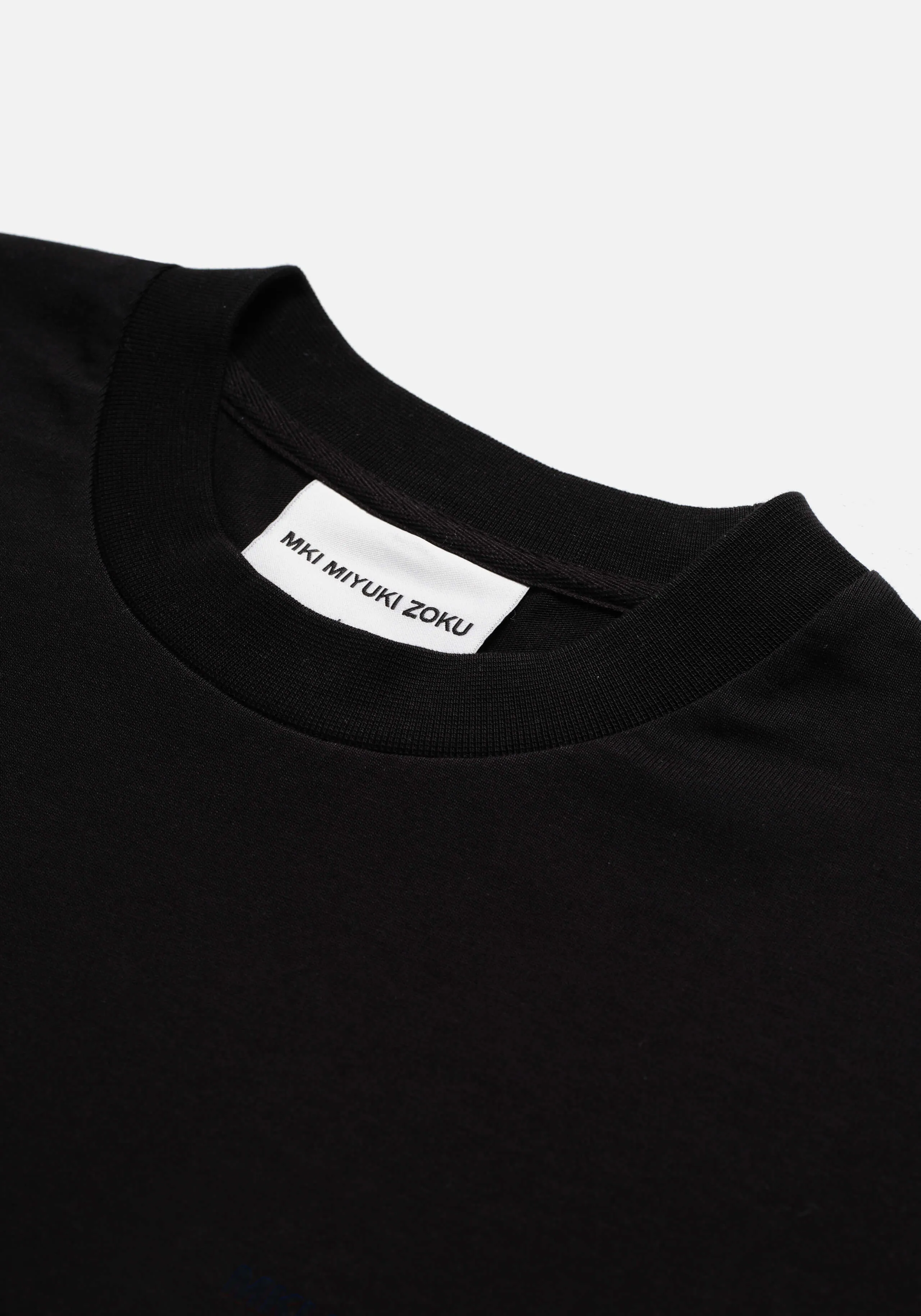 MKI LEAF CREWNECK
