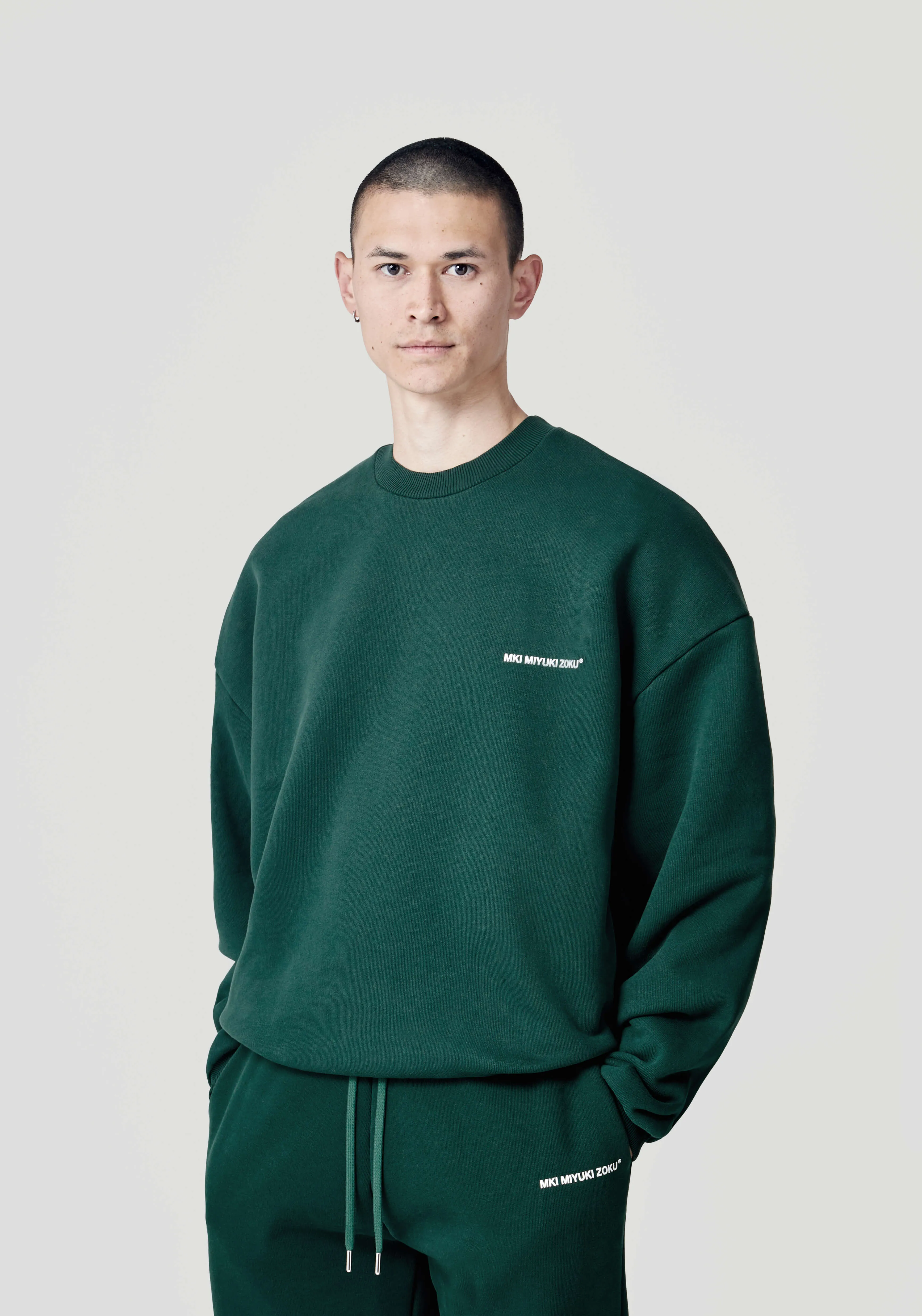 MKI UNIFORM CREWNECK