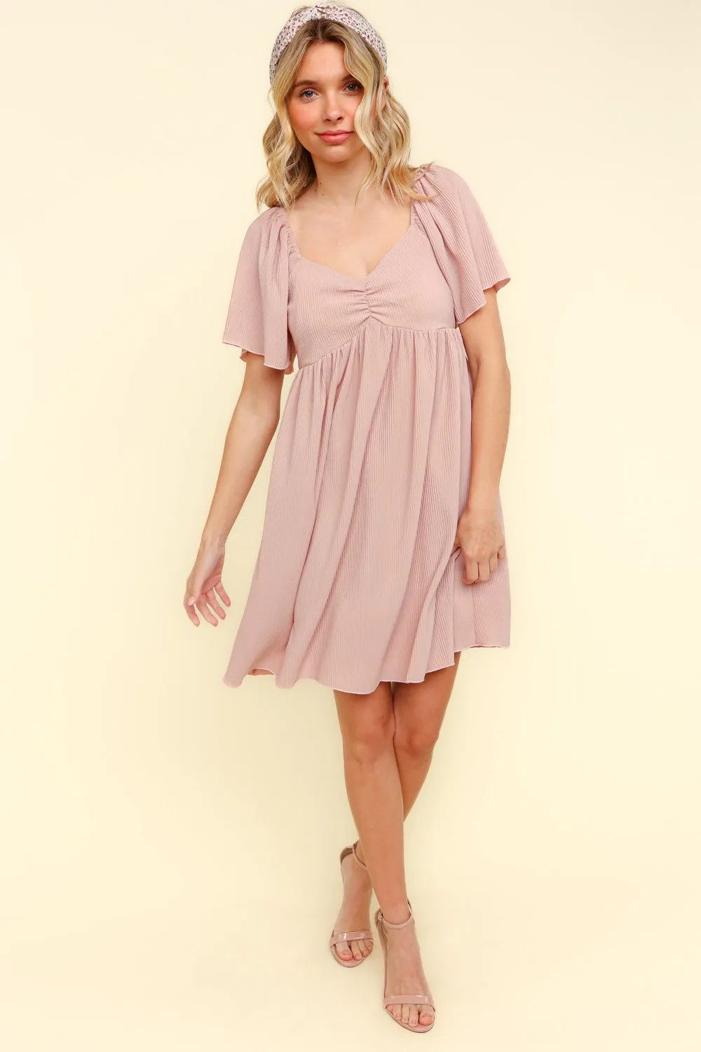 SOLID PLEATED DRESS LINED
