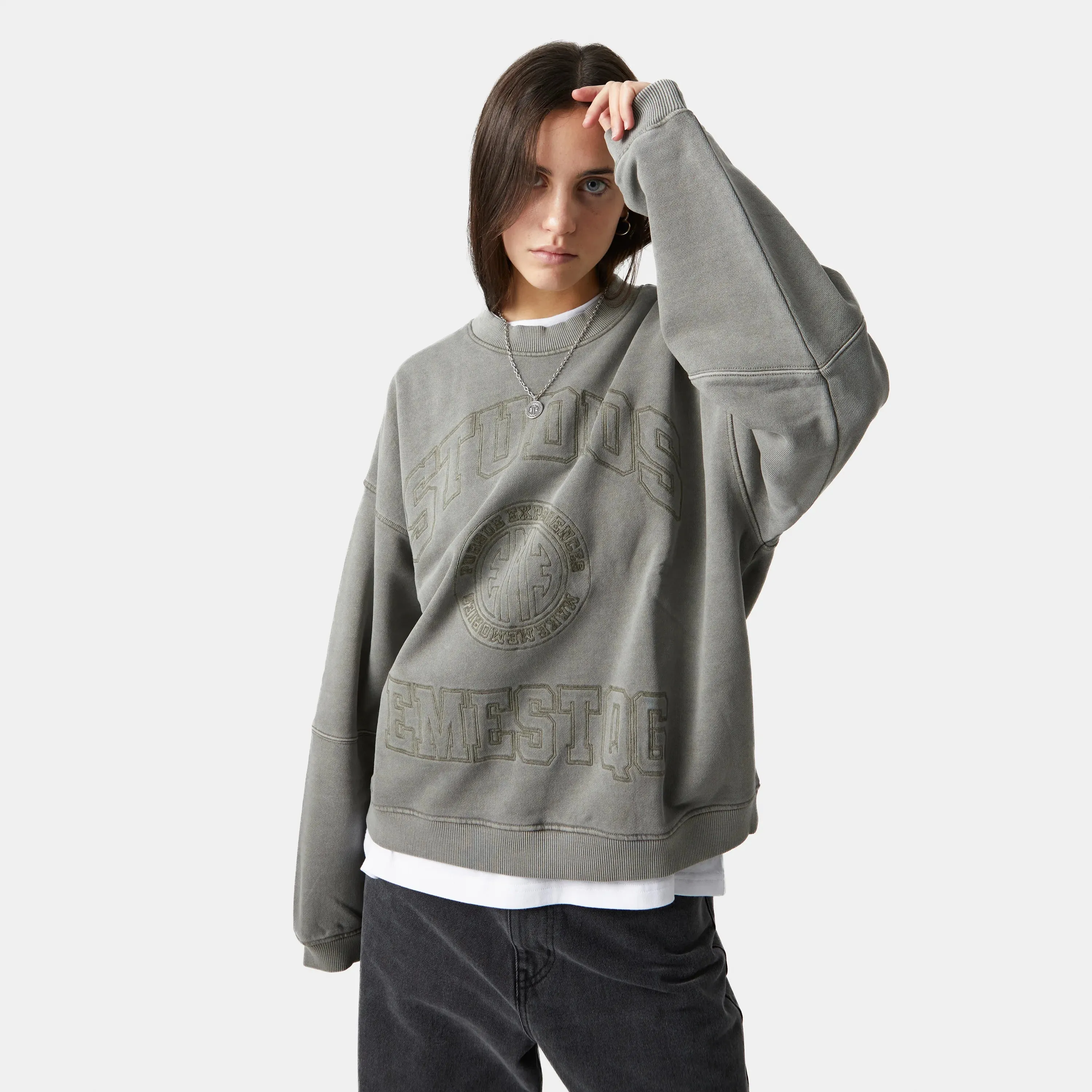 Streak Laurel Oversized Crewneck