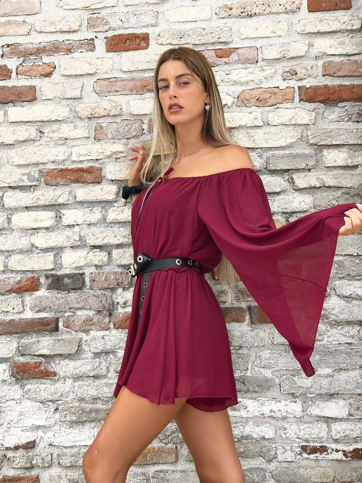 Tutina maniche velate scollo a barchetta