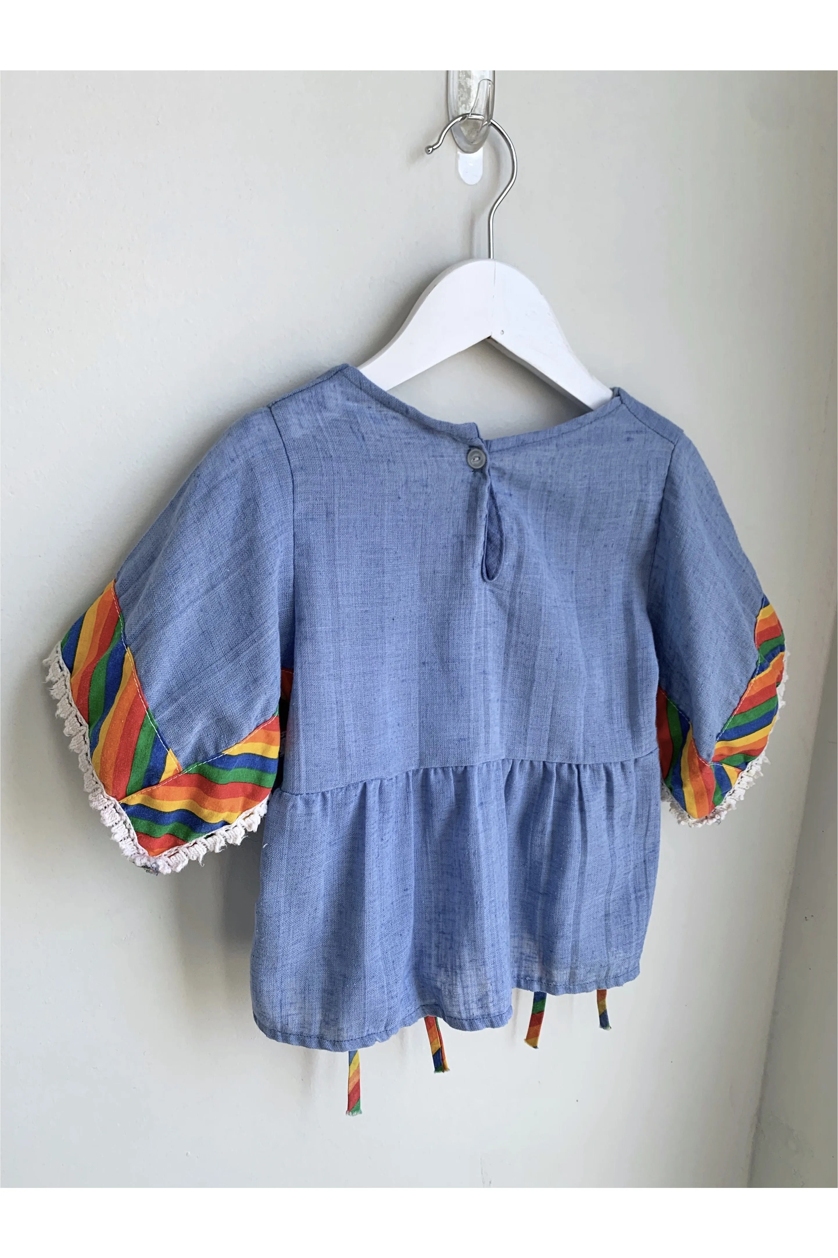 Vintage 70’s Angel Sleeve w/Rainbow Details - 4
